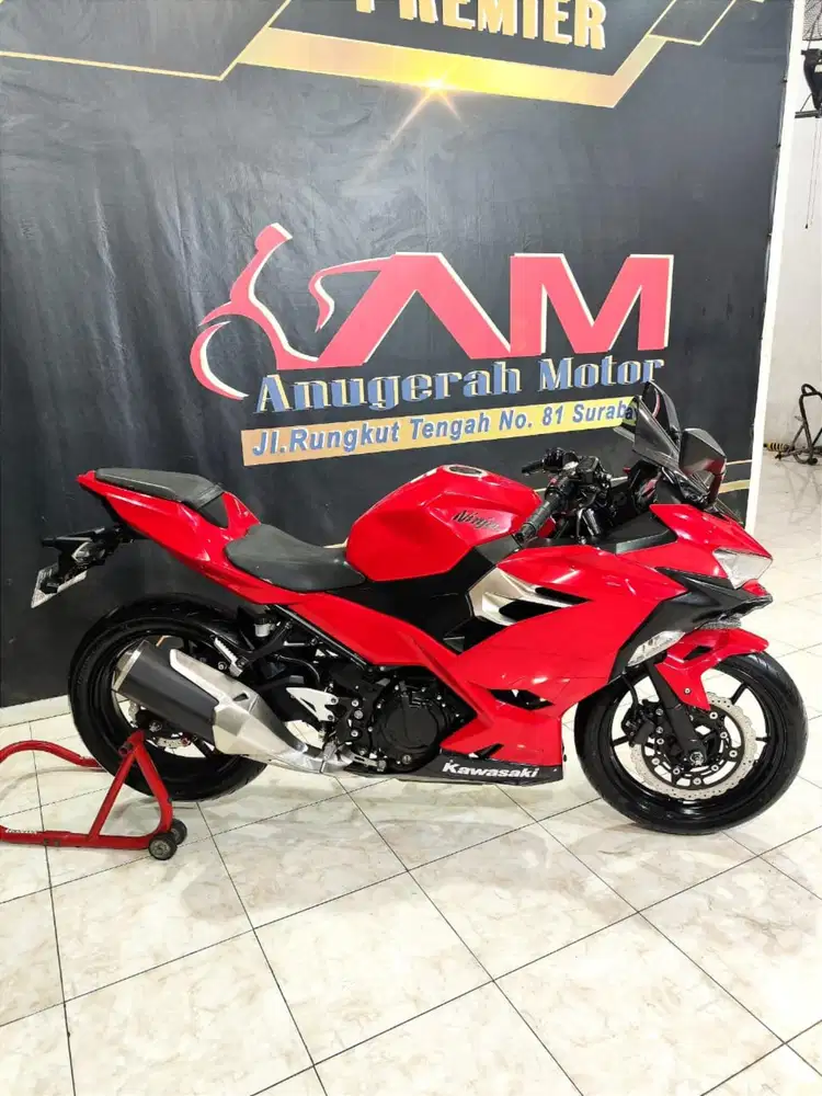 Kawasaki New Ninja 250 FI reg 2021 dp 8jt an super ciamik