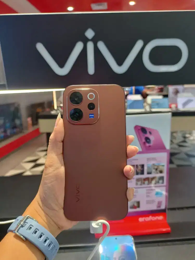 VIVO V70 RAM 12Gb 256GB Bisa PO KREDIT BUNGA 0,99%