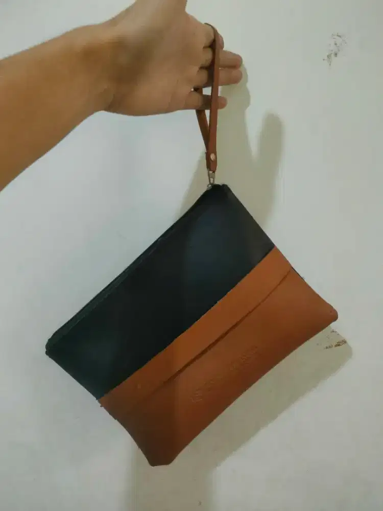 POUCH MAKEUP UKURAN SEDANG