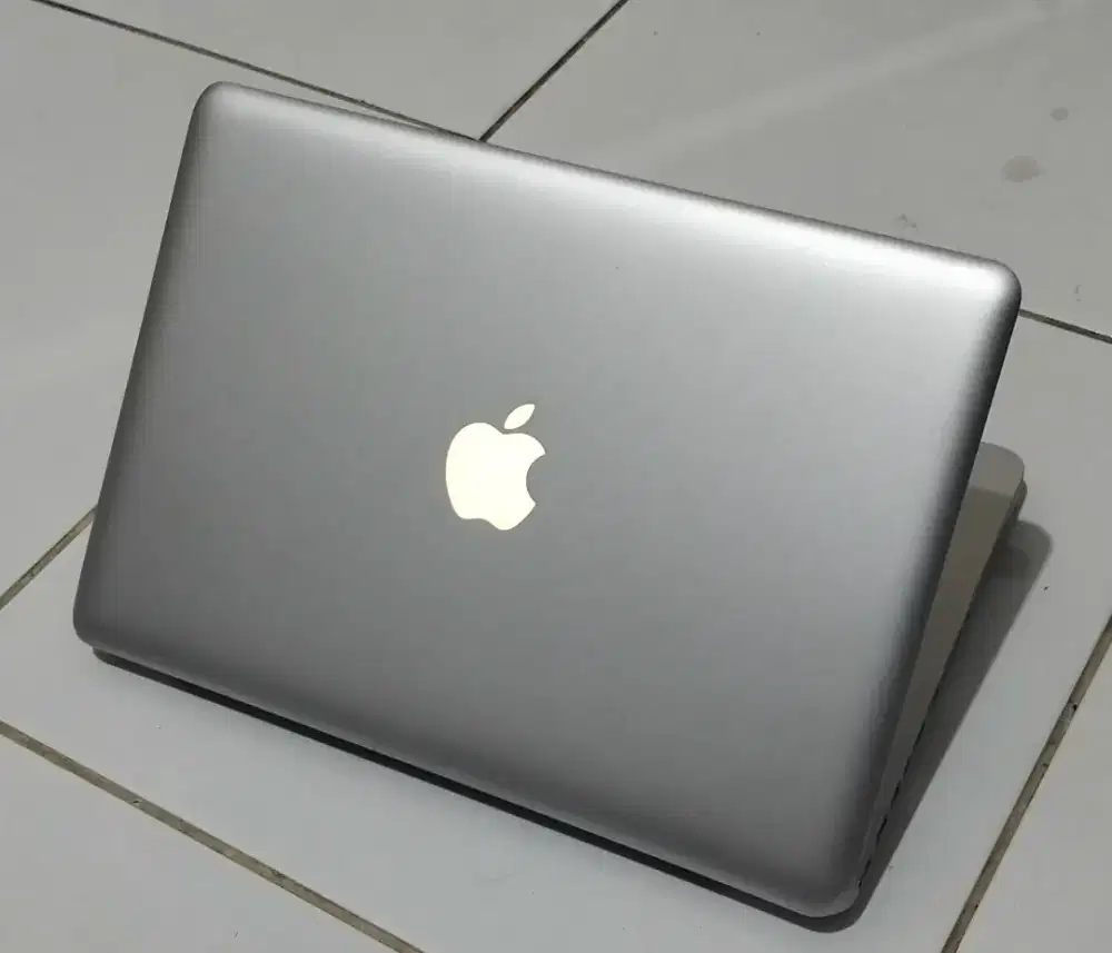 MacBook Pro i5 RAM 8GB SSD