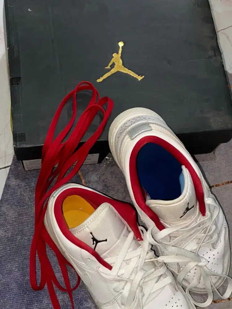 Preloved Nike Air Jordan 1 Low White