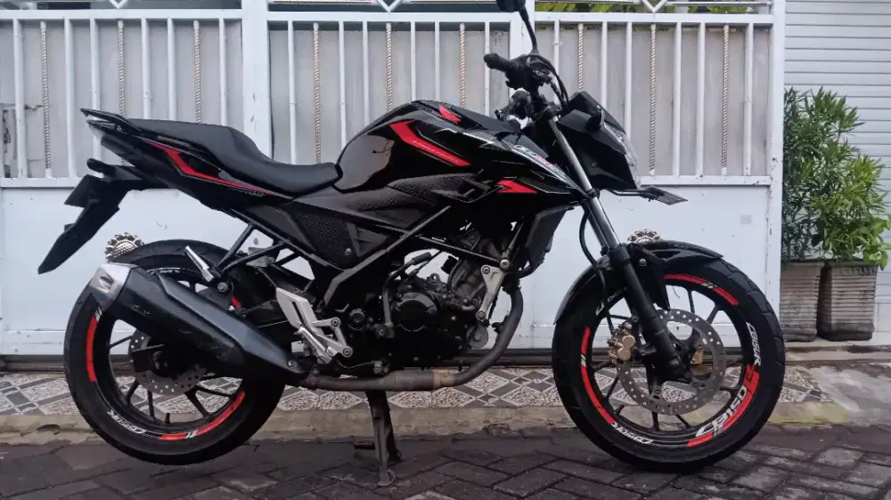 Super mewah HONDA CB 150 R 2018.bonus pajak baru