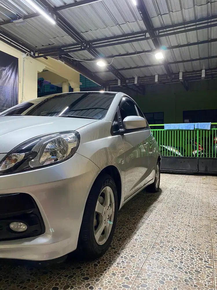 Honda Brio E matic 2014 low km