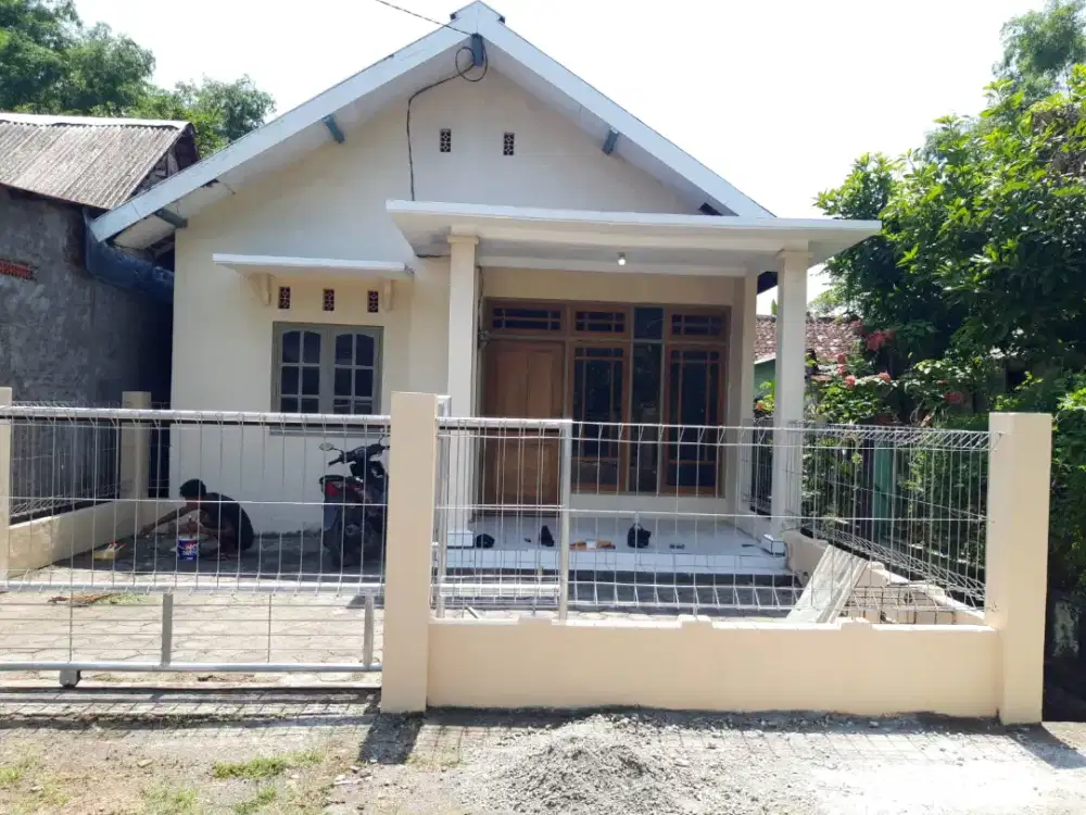 DIJUAL RUMAH SOROGO CEPU