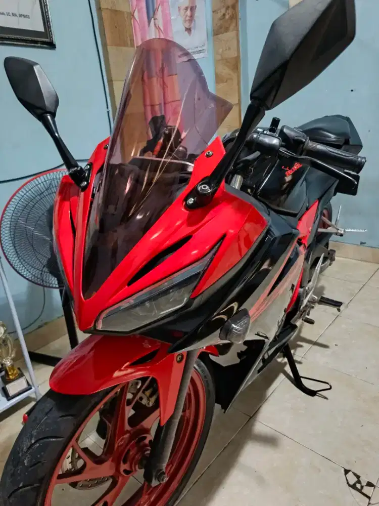 Honda CBR 150 facelift red series good sport