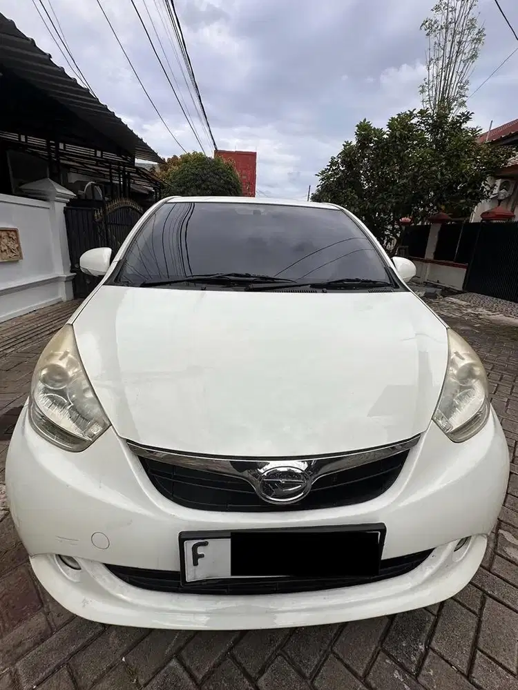 Sirion 2013 AT Warna Putih