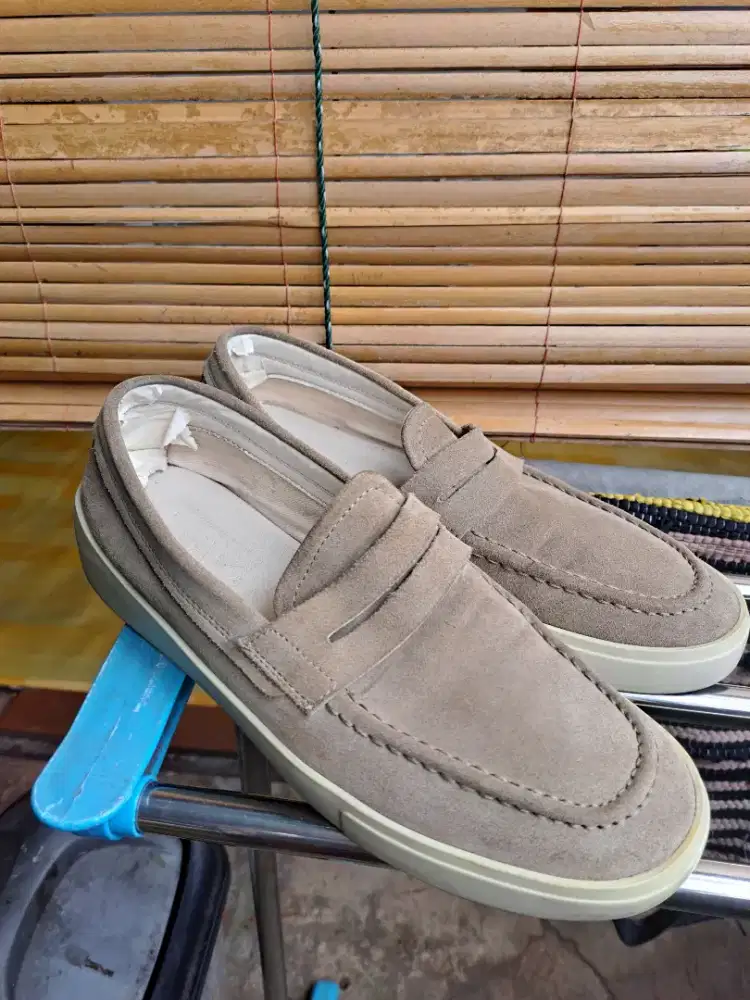 Sepatu Loafers suade