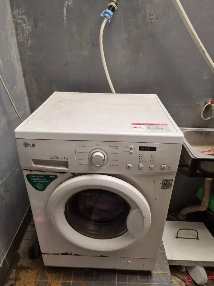 Dijual cepat mesin cuci LG 7Kg