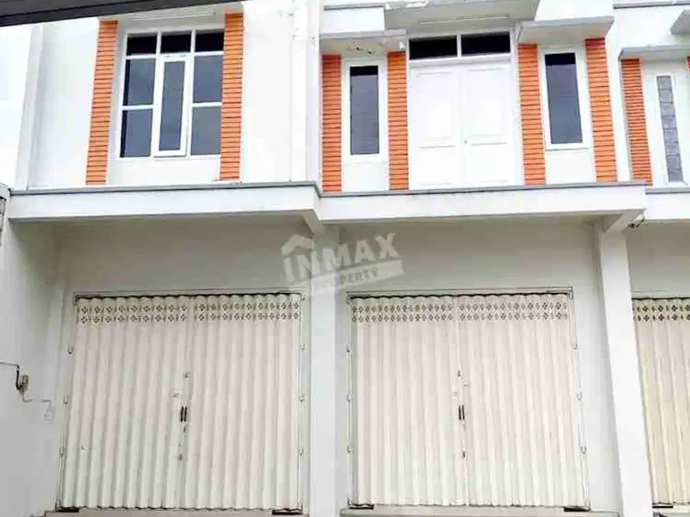 Ruko Lebar 8 meter Raya Mojorejo Kota Batu Dekat Jatim Park 3 Parkiran luas