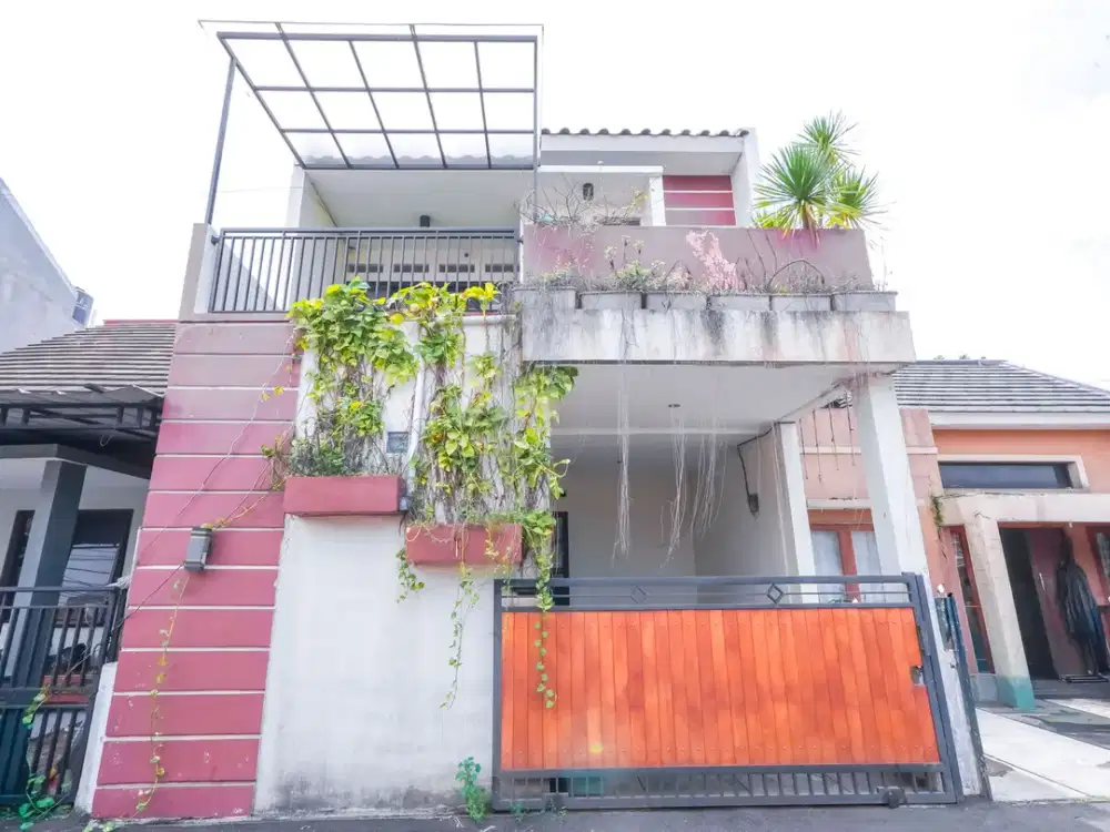 Rumah Cantik 2 Lt SHM 15 Menit ke Trans Studio Mall Cibubur J-38552