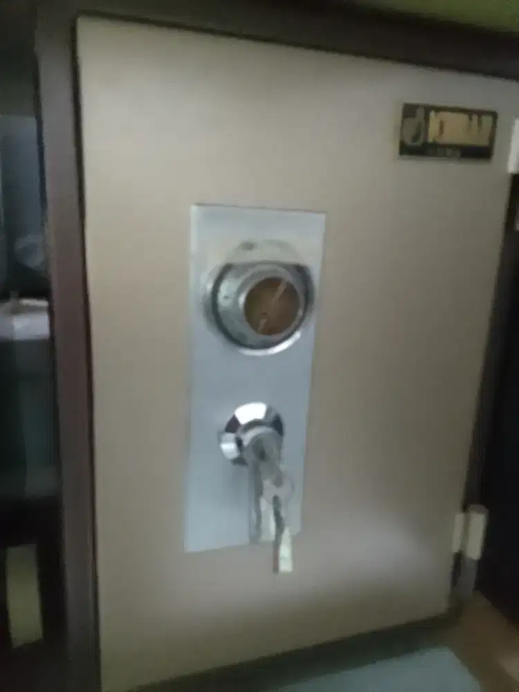 Jual murah Brankas untuk keamanan dokumen penting anda