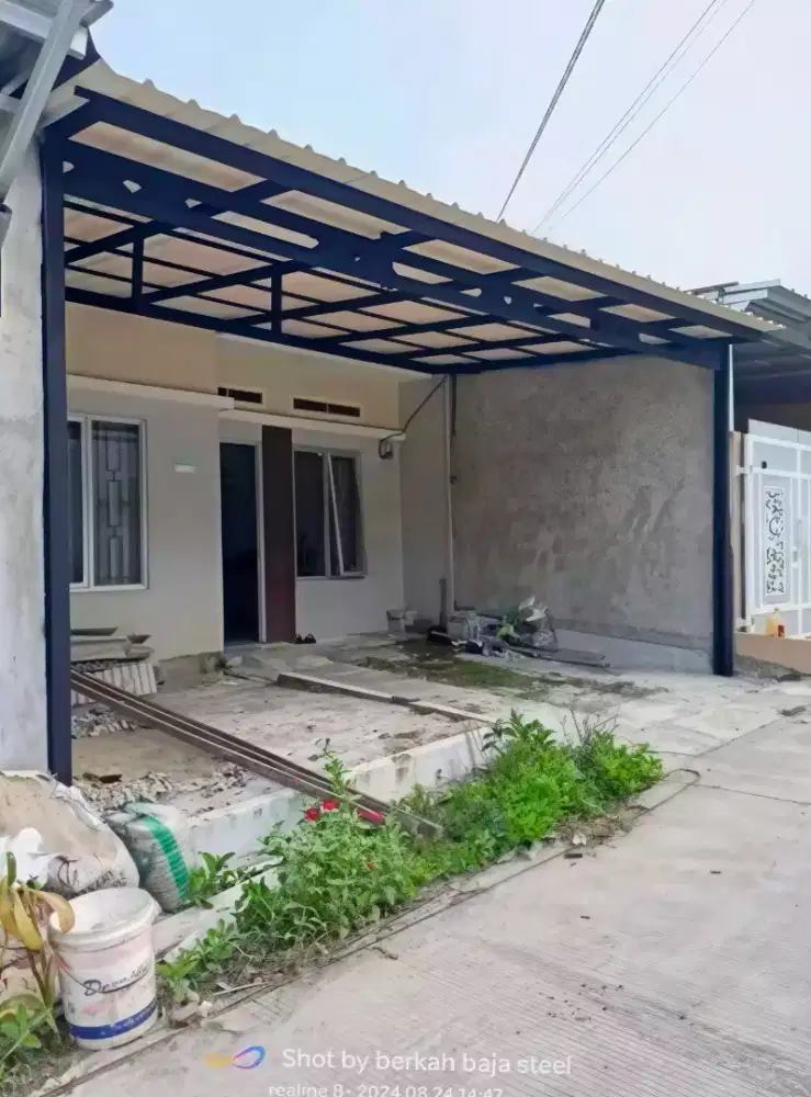 Pasang kanopi baja ringan SNI