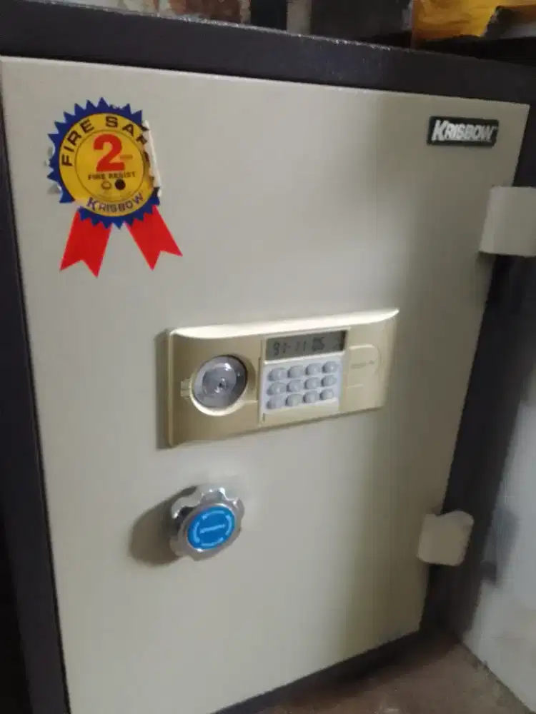 Jual murah Brankas untuk keamanan dokumen penting anda