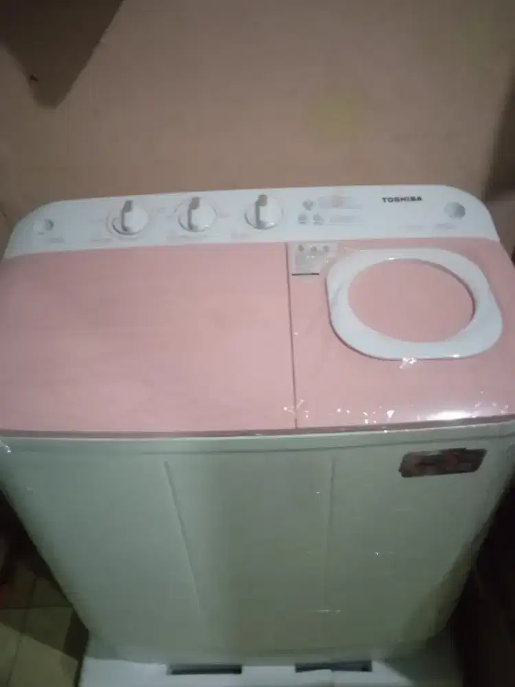 Mesin cuci dua tabung merek toshiba