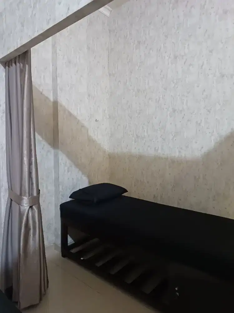 Lowongan Kerja Terapis Pijat / Massage WANITA