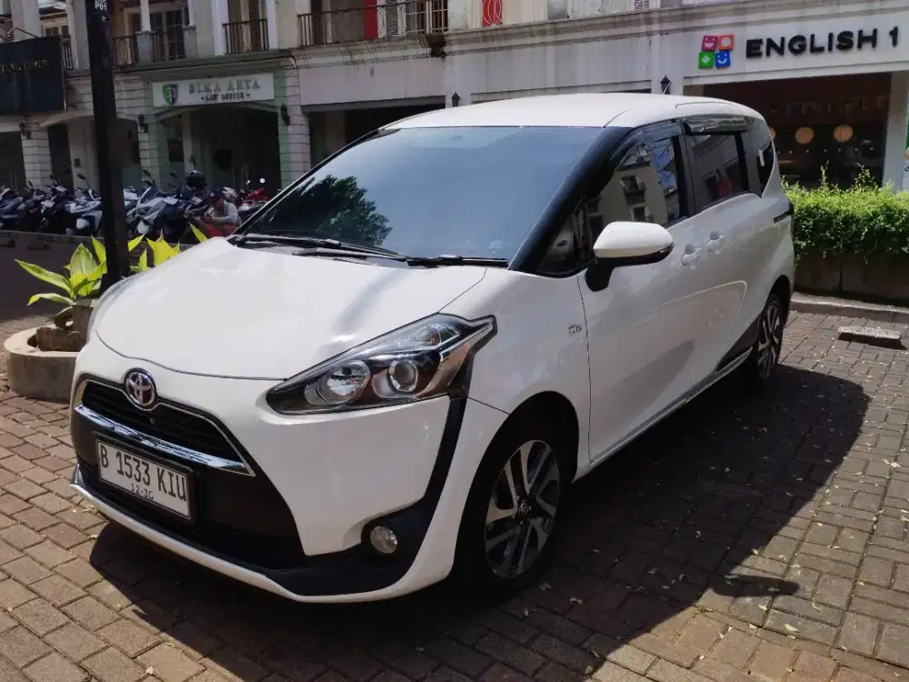 Sienta v at 2016 tdp 5 juta