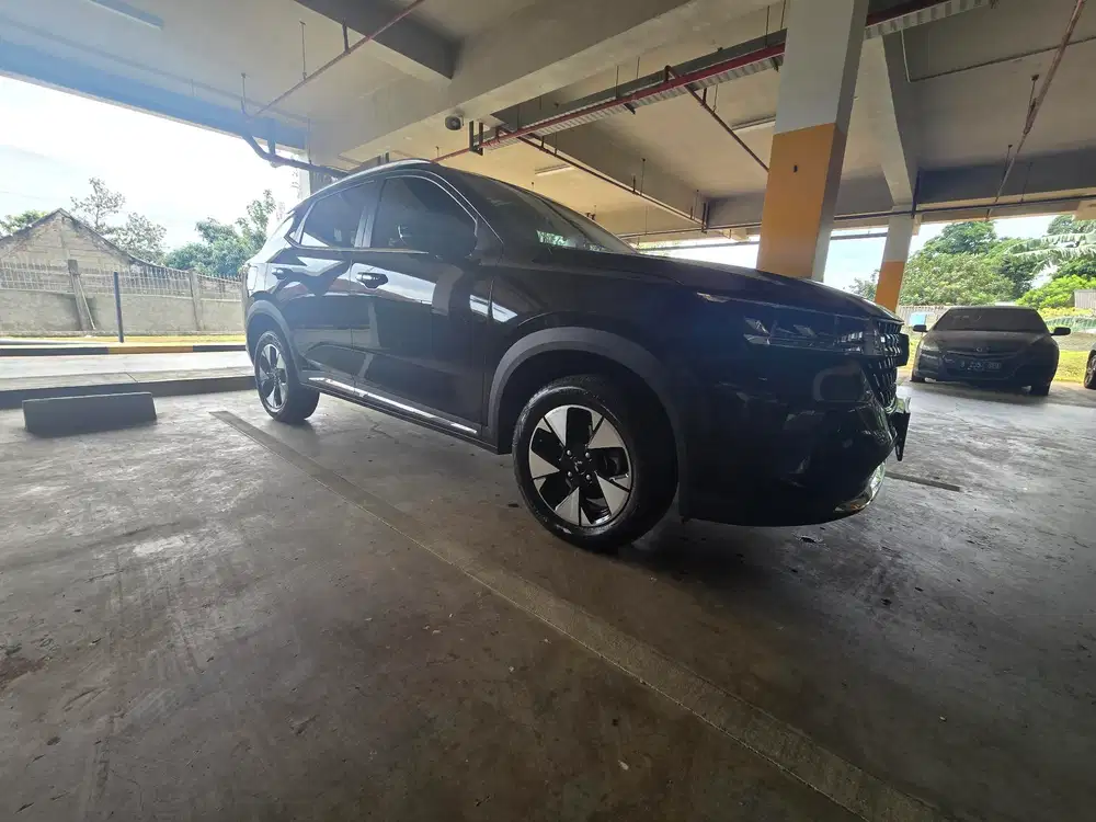 Wuling Alvez 2023 Bensin