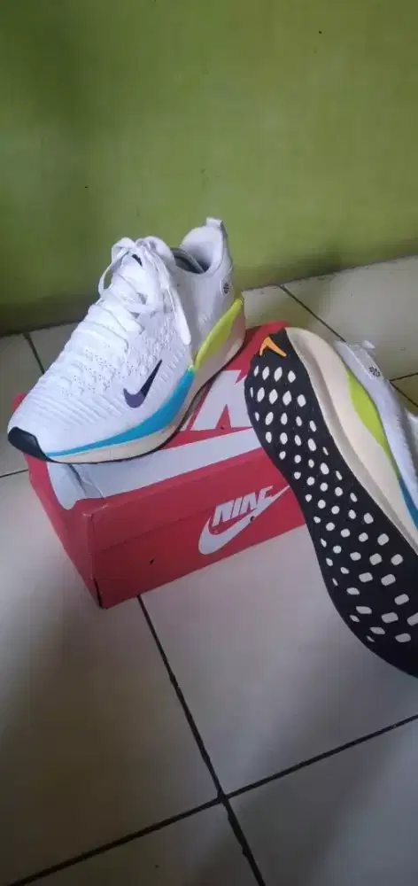 Jual sepatu Nike Inifinity