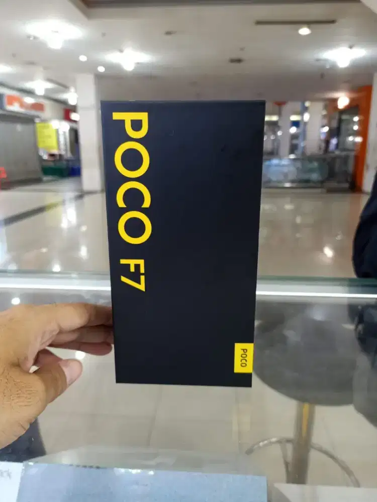 Poco F7 12/512 Black Ready, Garansi Resmi 15 bulan