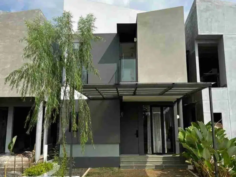 Rumah 2 lantai Siap Huni Akses strategis dekat pintu tol