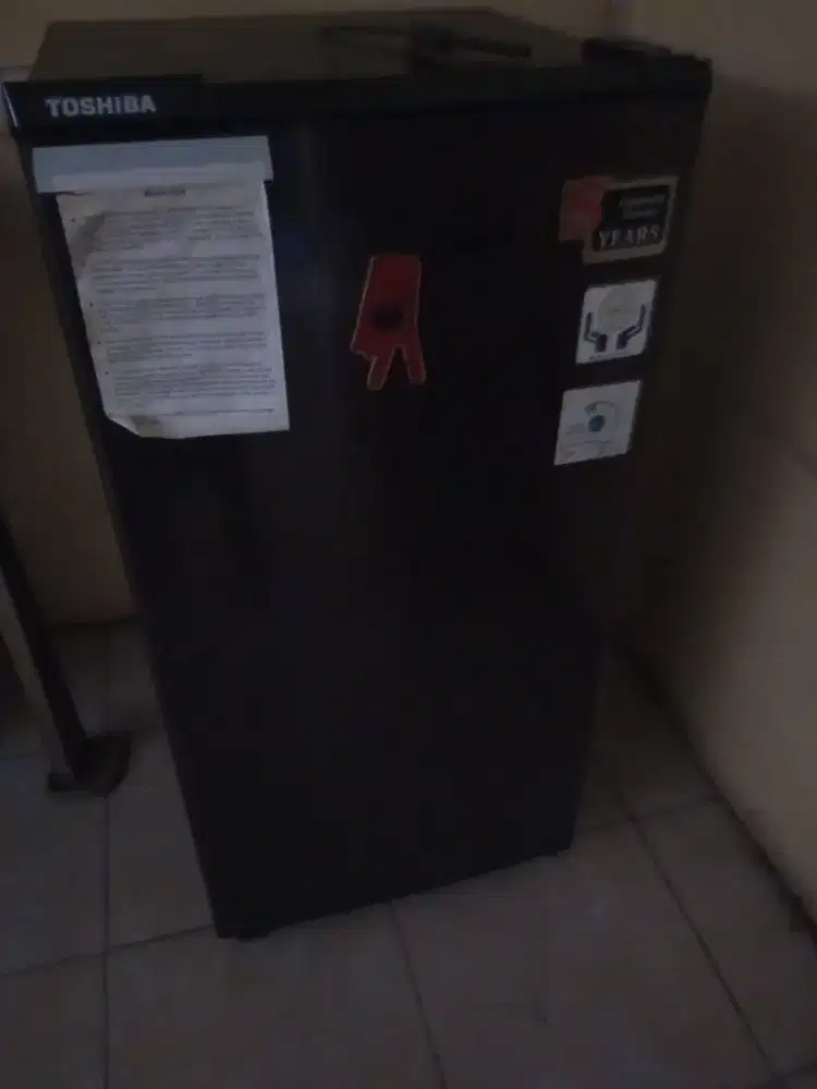KULKAS TOSHIBA 1 PINTU,NORMAL,COD DEPOK