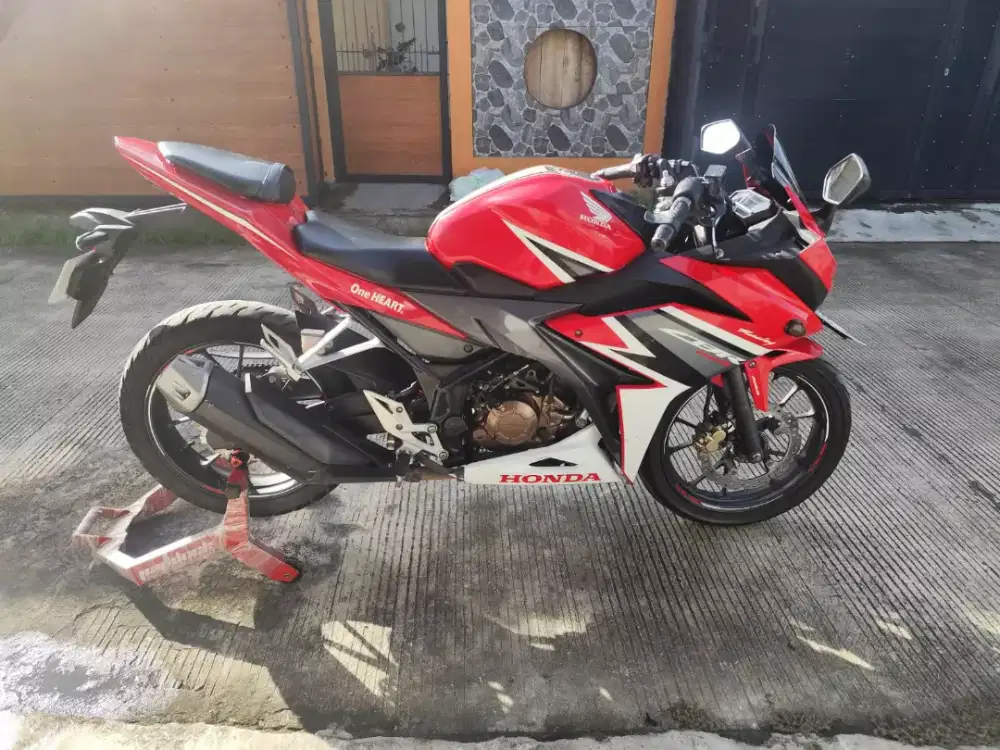 Dijual Cepet Honda CBR New 150 ABS