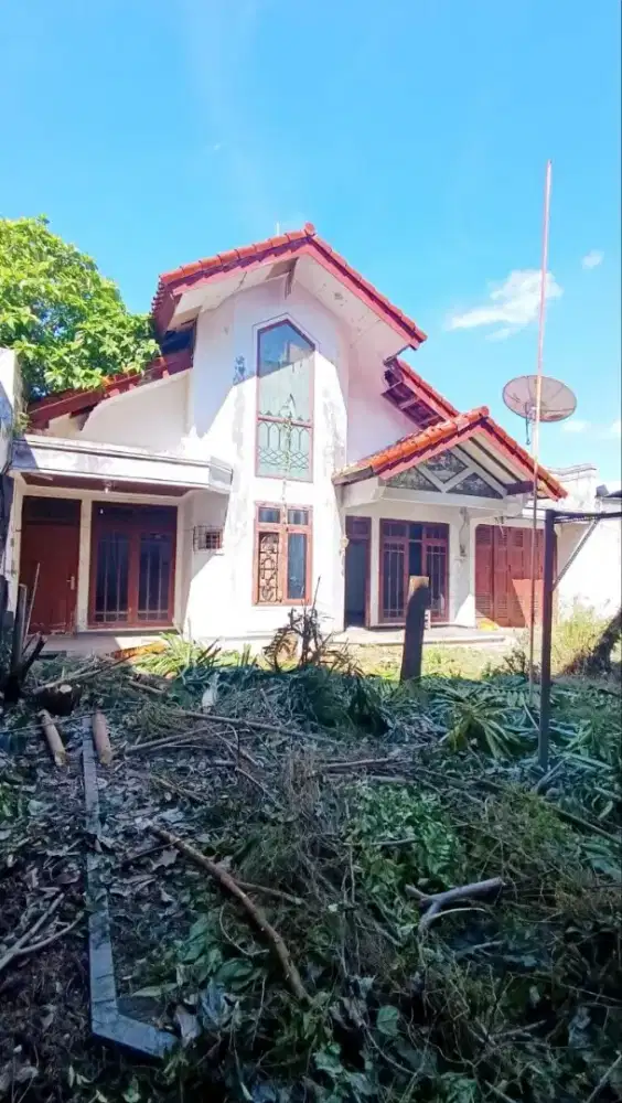 Rumah Kokoh dekat banyak Kampus