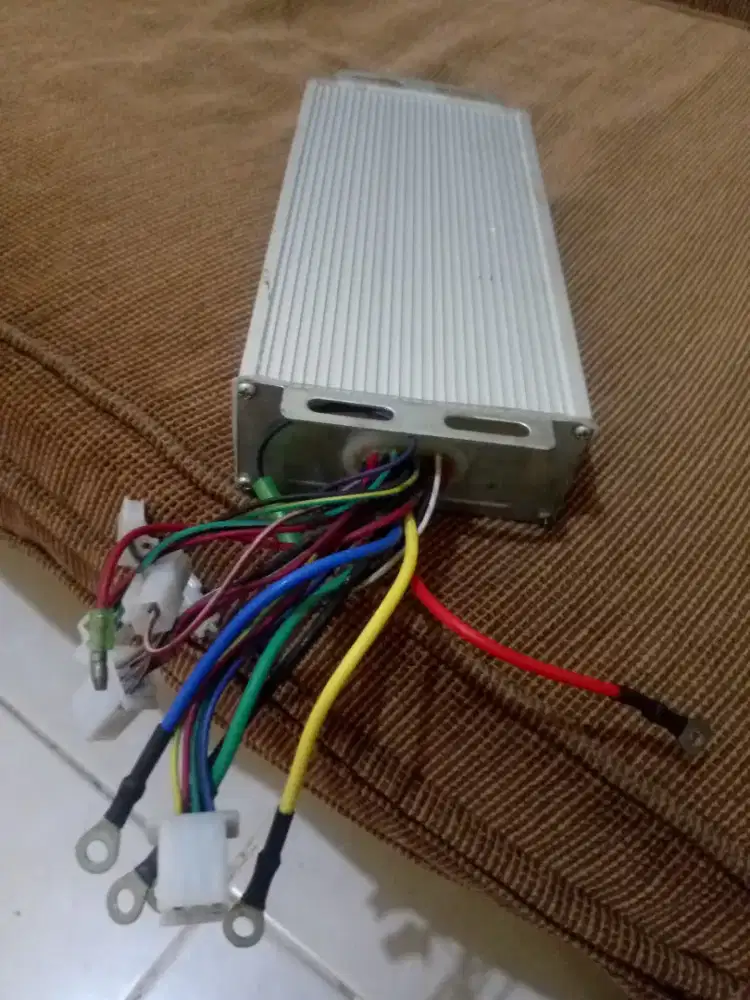 Controller 48 volt 60ah