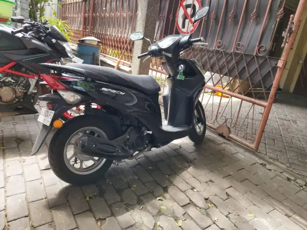 Sepeda motor spacy tahun 2012