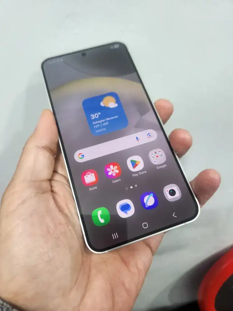 Samsung s24 5g 8/256 garansi on barang langka