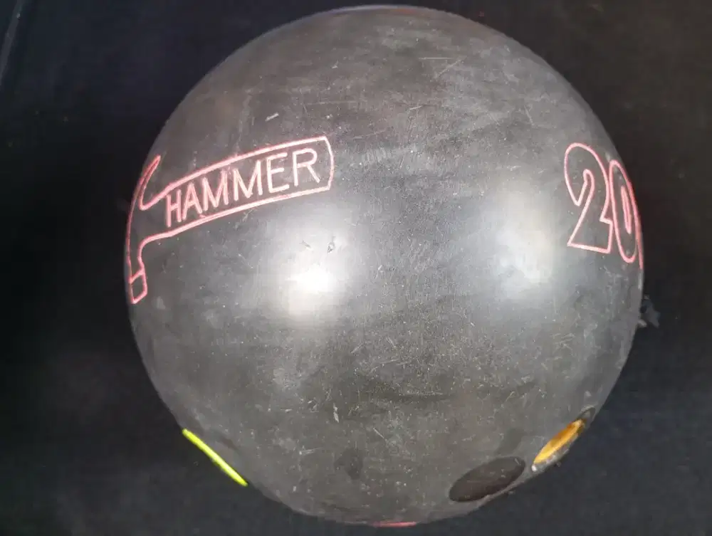 Bola boling Dan sepatu