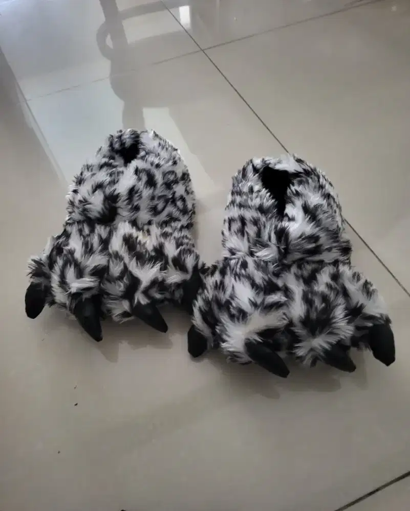 Sandal Cakar Safari Wonders