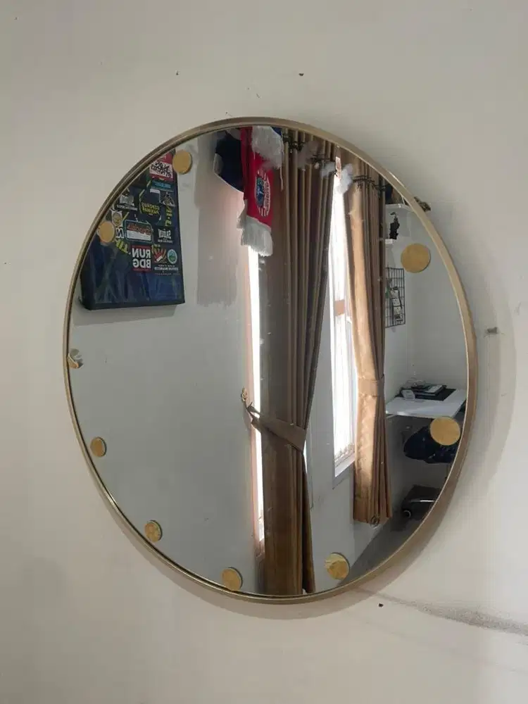 Cermin bulan estetik informa