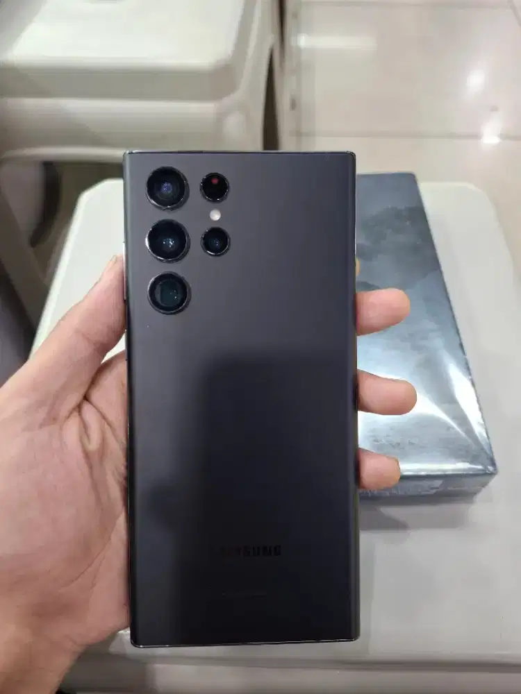 Samsung S22 Ultra 12/256 GB fullset