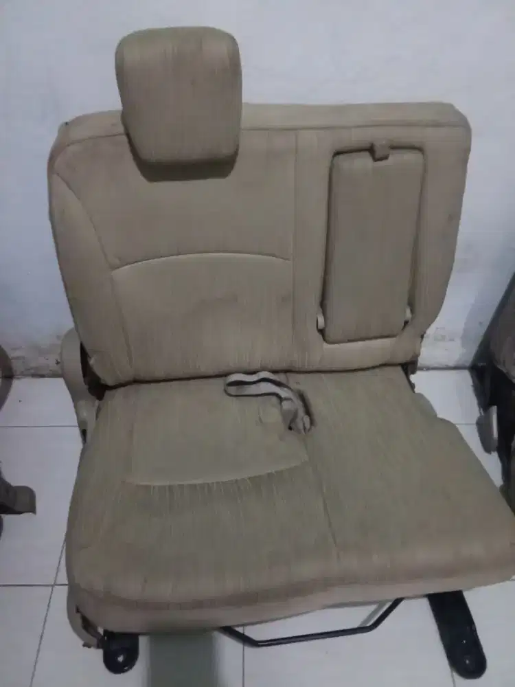 Jual jok ertiga bagian tengah kanan