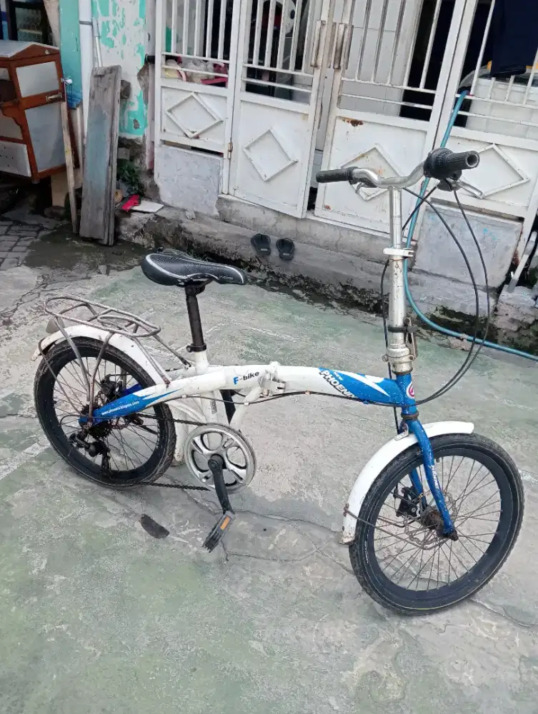 Sepeda lipat ukuran 20