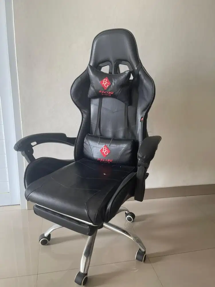 Kursi gaming kulit ada minus