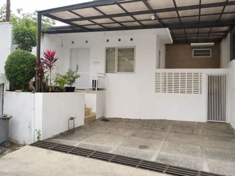 Rumah Bagus Murah Siap Huni Lokasi Strategis di Awiligar Cigadung Bandung