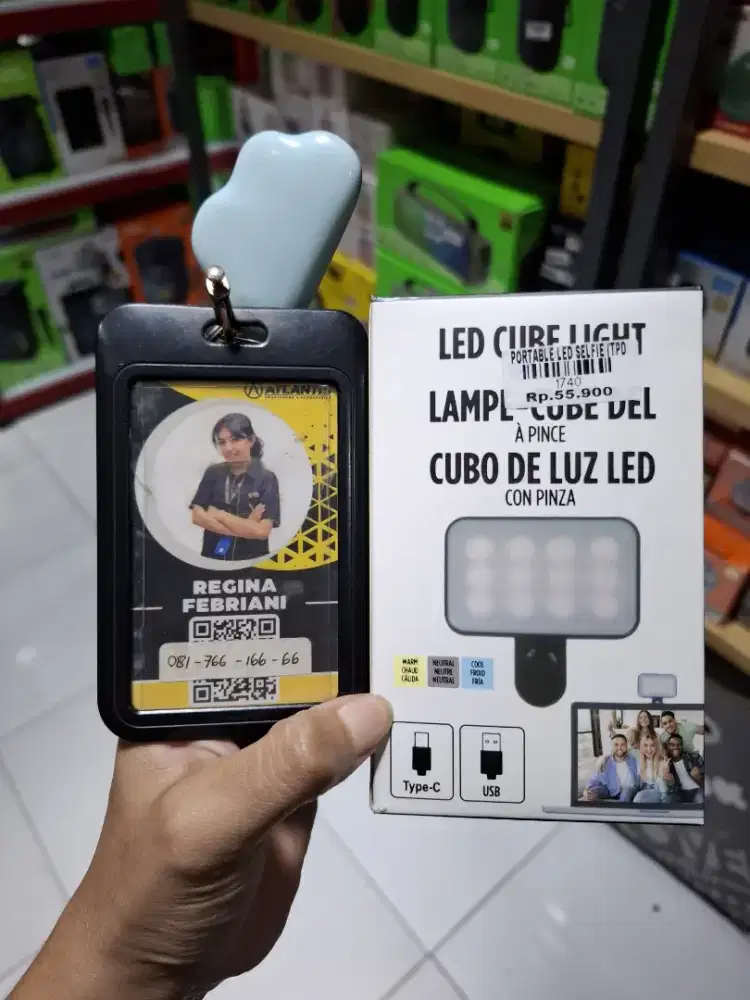 PORTABLE LED SELFIE | ATLANTIS DAHSYAT