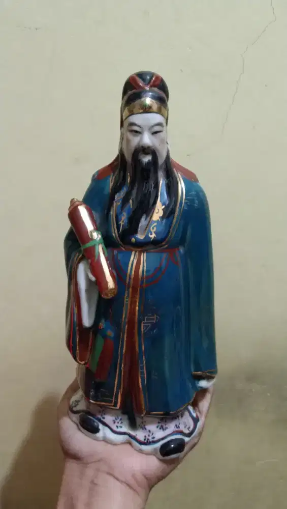 Patung dewa panjang umur Cina