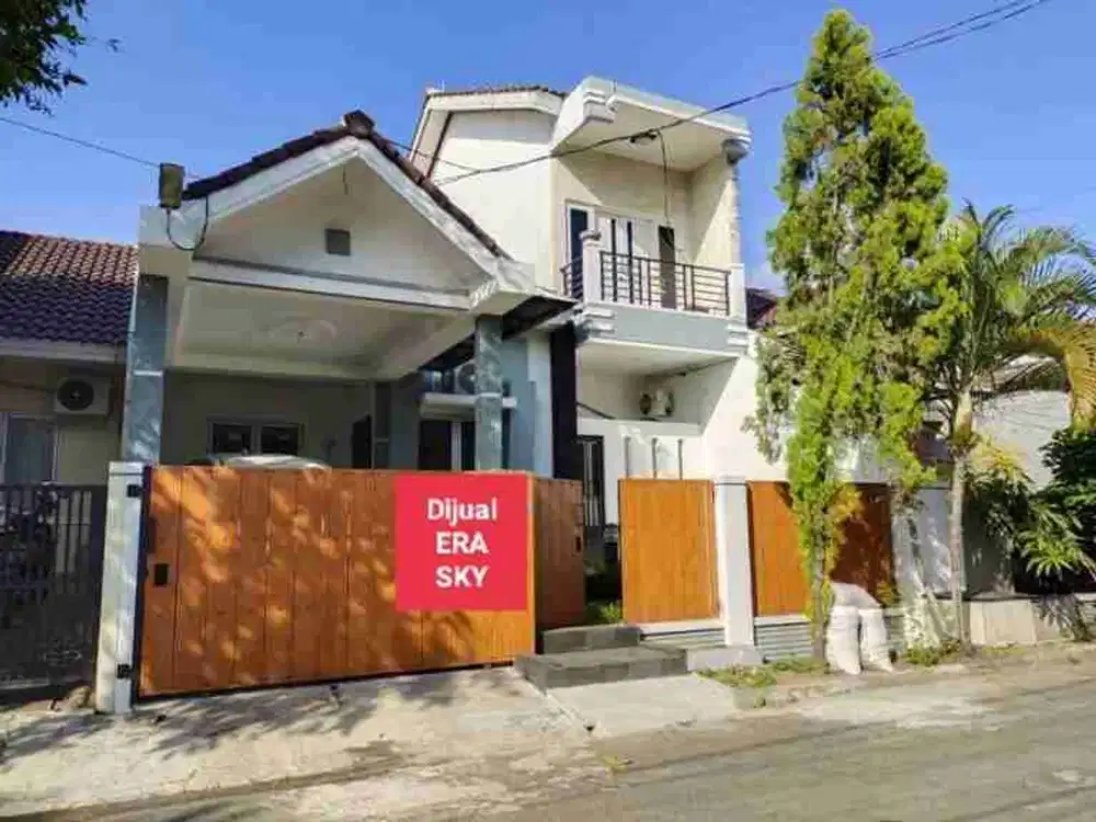 Dijual Rumah Cantik Siap Huni di Bulevar Hijau