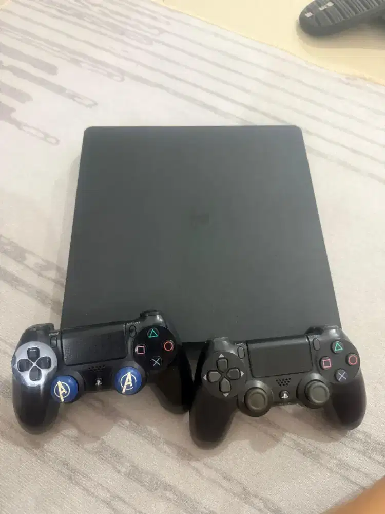 PS4 Slim 500 GB