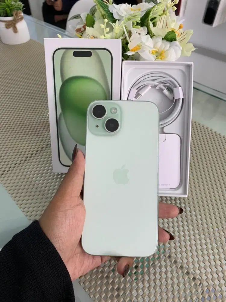 Iphone 15 128 Gb All provider Like new full set normal no minus