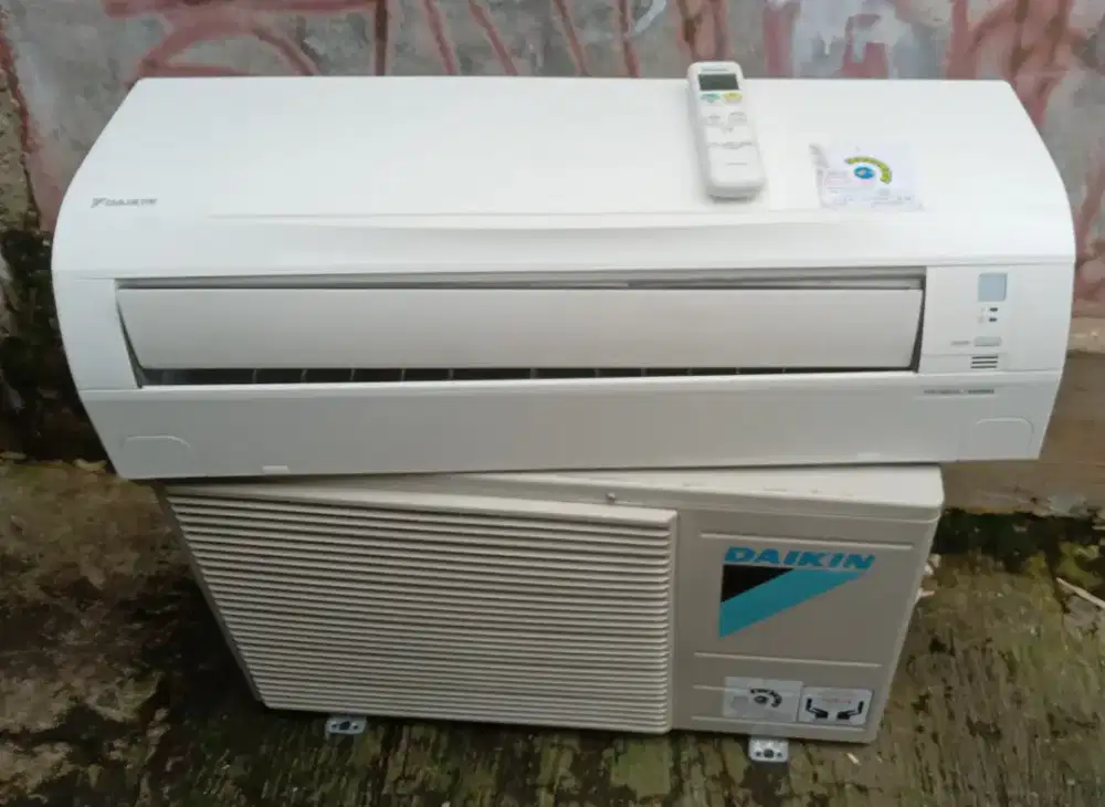 Jual Ac Daikin 1/2pk R32, Model Baru, Barang Jamin Ori Dingin joss