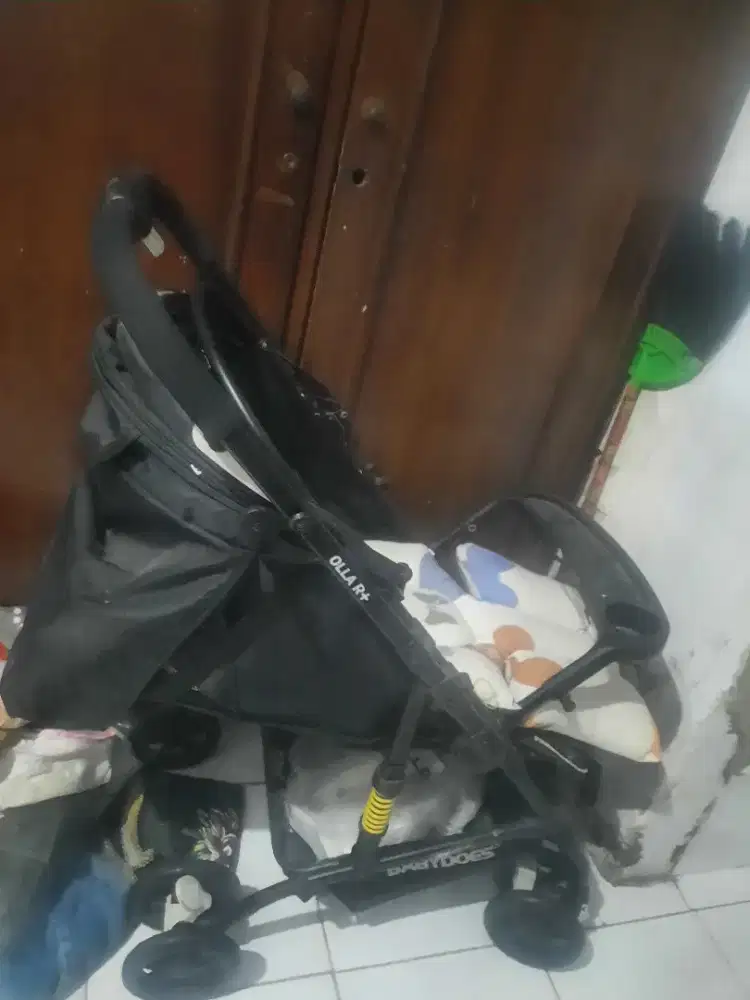 Dijual stroller bayi merk olla R+ (BU)