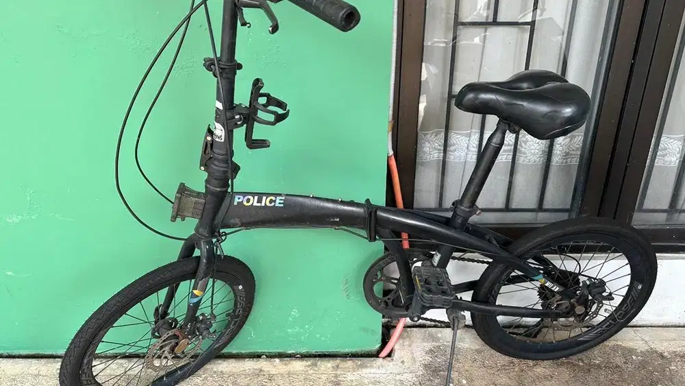 Sepeda lipat Police 20 inch