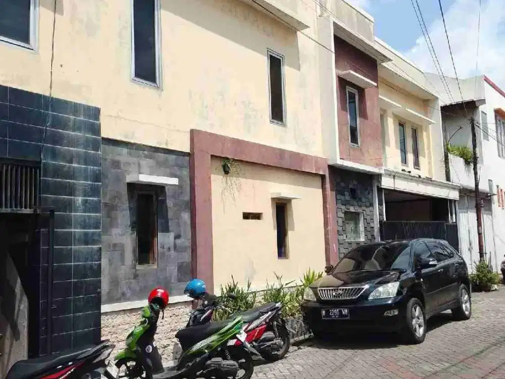 dijual murah ex kost Semampir