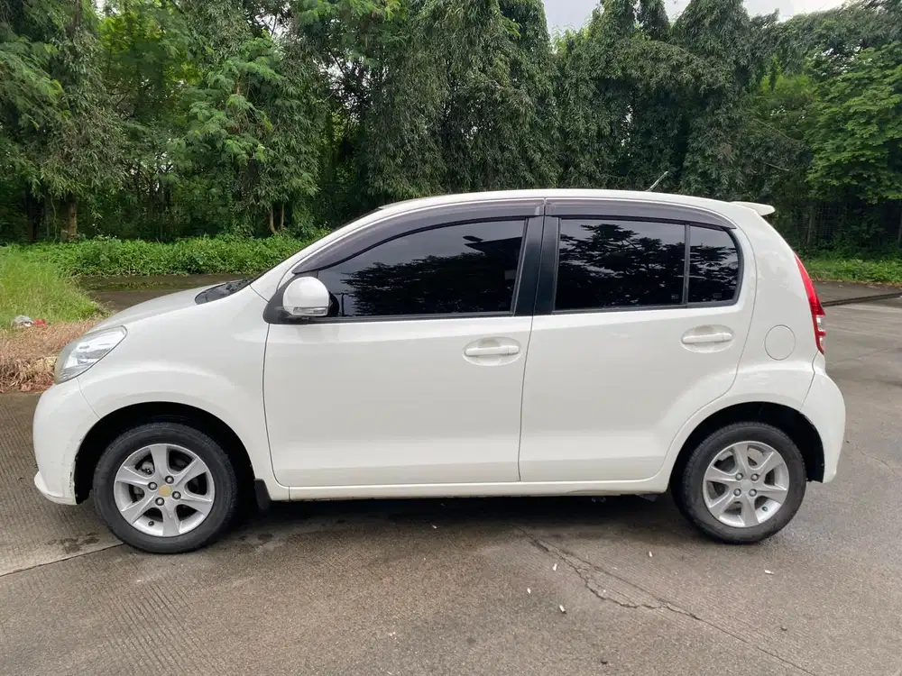 Daihatsu Sirion 2012 Bensin