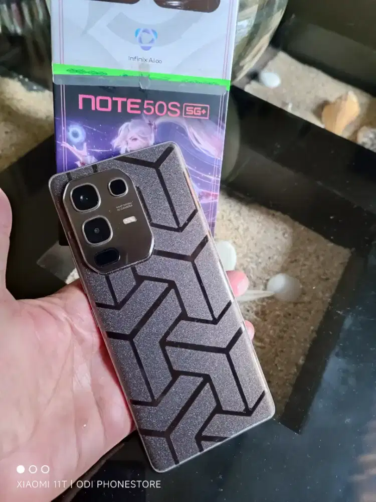 Infinix note 50s 5g 16/256 mulus seperti baru dan lengkap