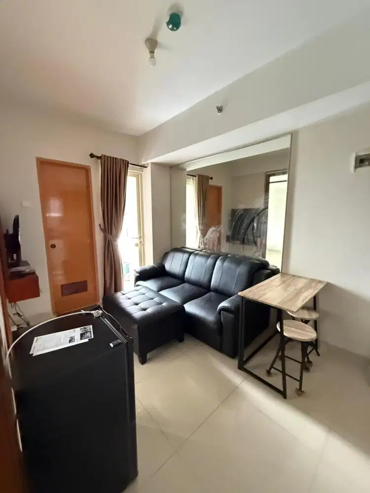 SEWA APARTEMEN 2 KAMAR GREENPARKVIEW TOWER G
